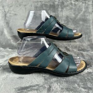Clarks Bendables Sandals Womens 9 Muted Teal Grommets Slip On Comfort Shoes